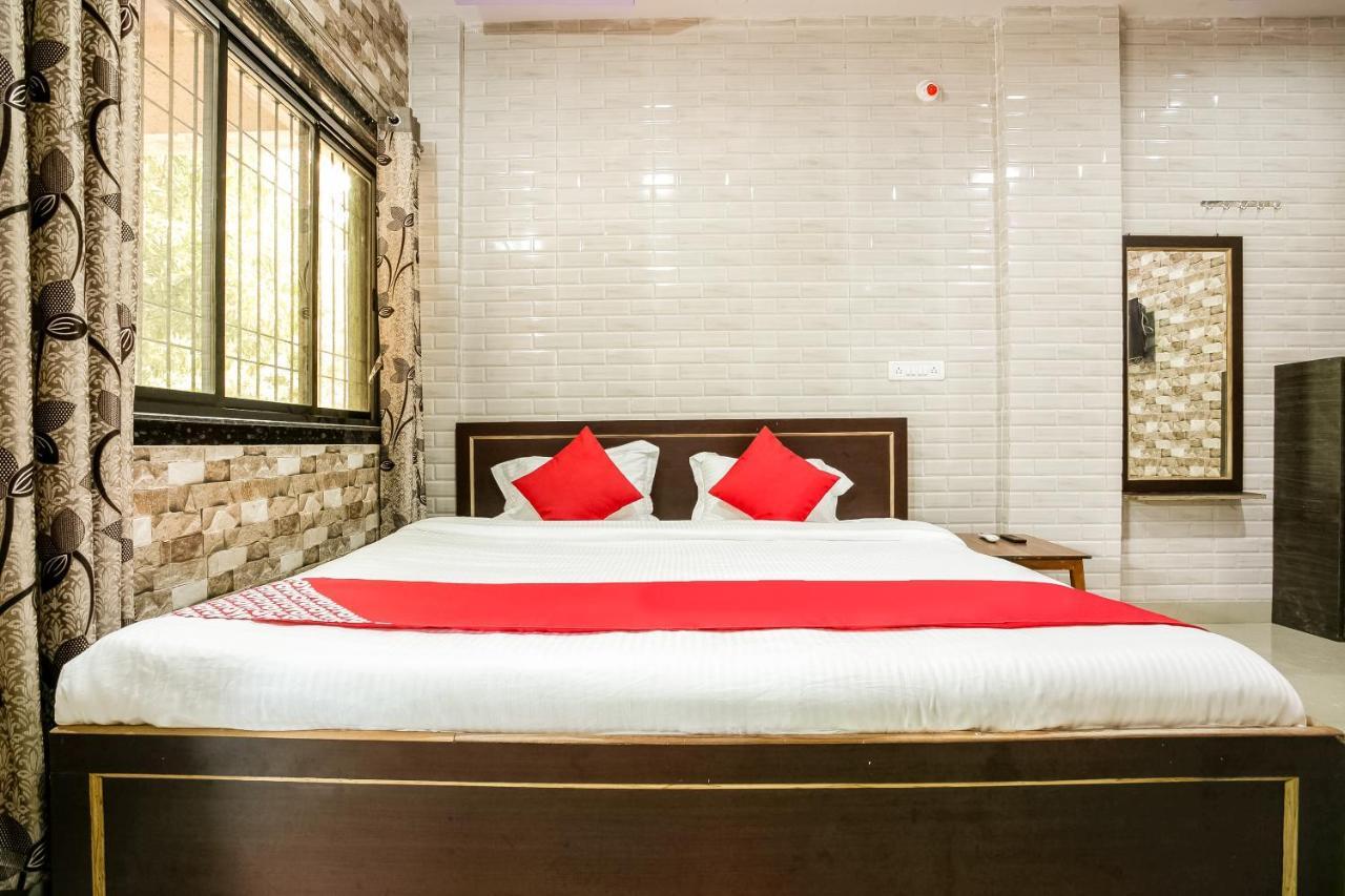 Oyo 63030 Mhatre Farm & Resort Chinchani 外观 照片